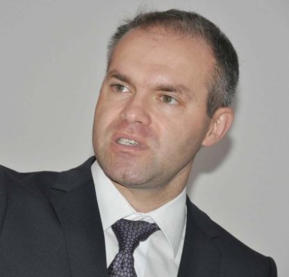 Funeriu: Ponta minte cu bună ştiinţă. Nu am obligat niciun învăţător să meargă la facultate